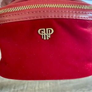 Purse N Getaway Red Velvet Jewelry Case